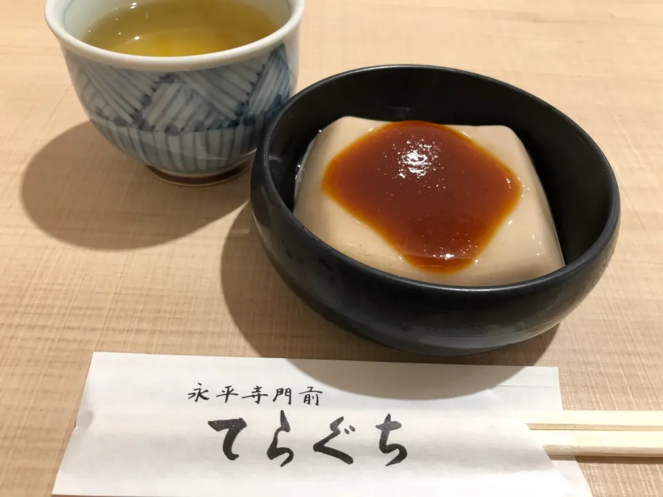 Snapdishの料理写真:金ごま豆腐|kekonyanさん