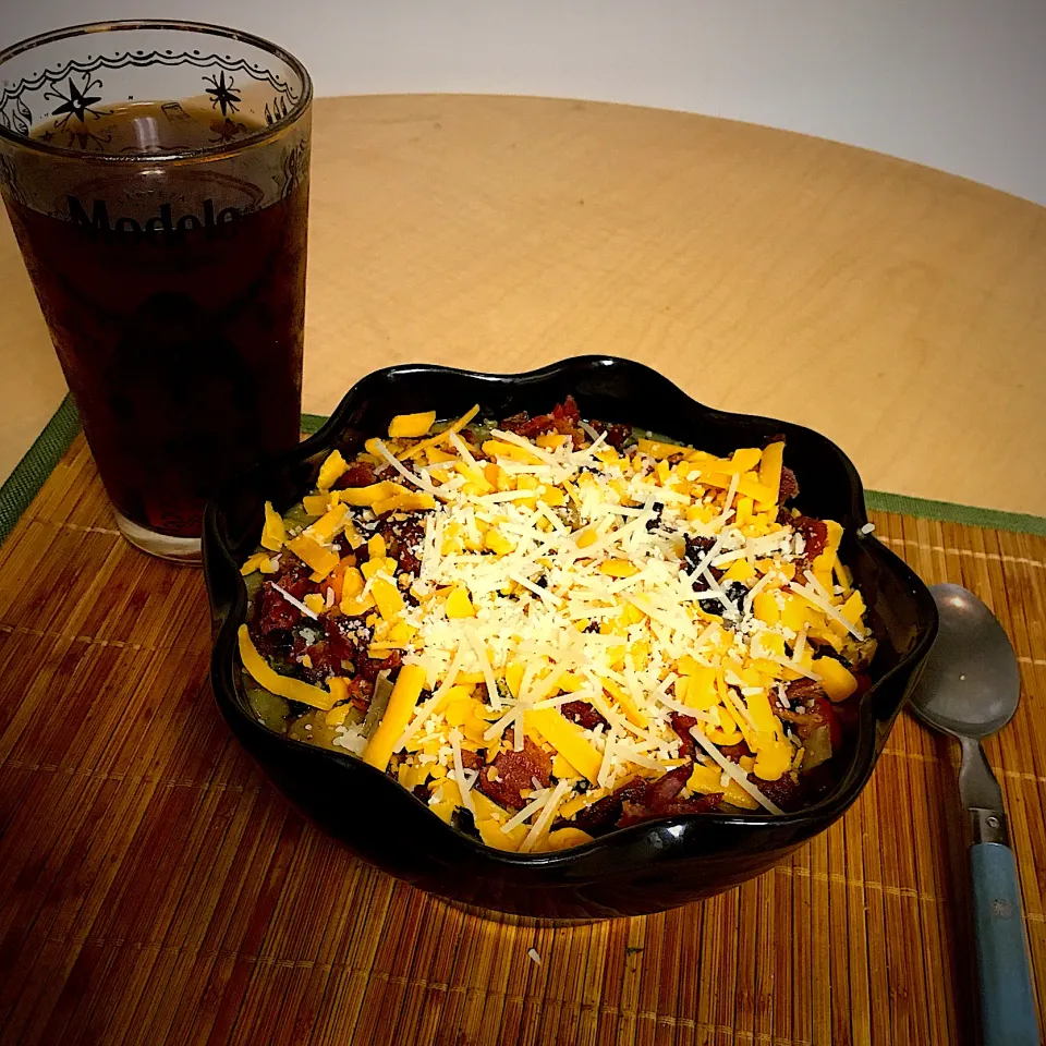 Red Potato, Vegetable, Black Beans and Cajun Spice Soup; Sour Cream, Bacon, Cheese, Onion, Peppers|Michaels Culinary Adventuresさん