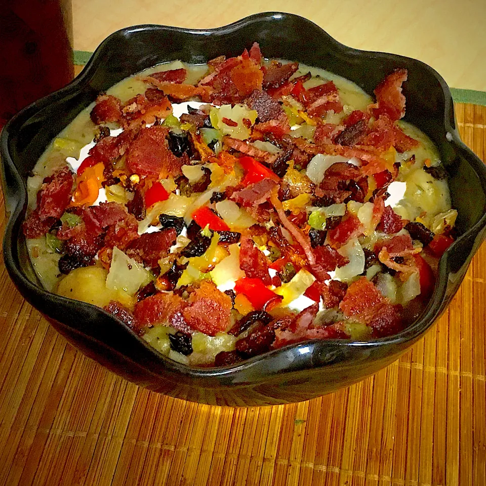 Snapdishの料理写真:Michaels Culinary Adventures's dish Red Potato, Vegetable, Black Beans and Cajun Spice Soup; Sour Cream, Bacon, Onion, Peppers(Before the Added Cheese)|Michaels Culinary Adventuresさん