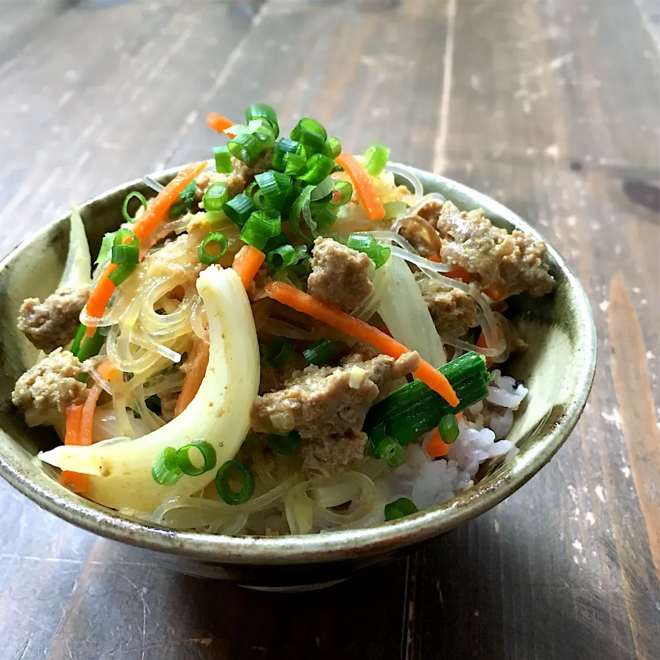 煮込みハンバーグリメイク✭牛肉と春雨のスパイシー炒め🇻🇳|七海さん