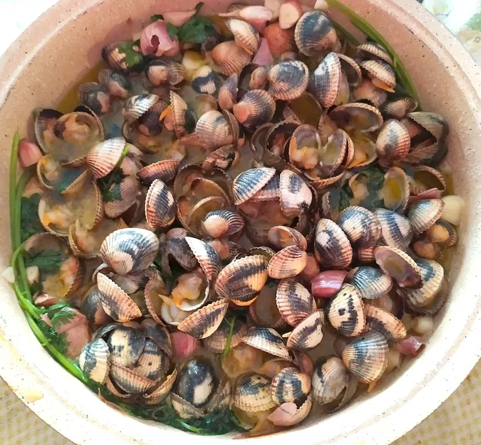 Snapdishの料理写真:Berbigões
Cockles shellfish|Tânia Marçalさん