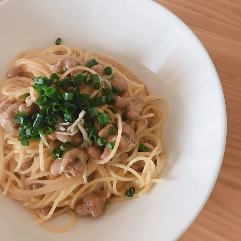 混ぜるだけ納豆パスタ( •̅_•̅ )お昼ご飯|サチャンさん