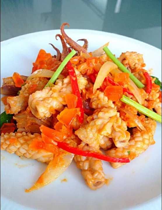 Stir fried squid with salted egg yolk 🦑 หมึกผัดไข่เค็ม|🍴melody🍛🎶さん