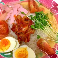 Snapdishの料理写真:韓国冷麺|orionさん