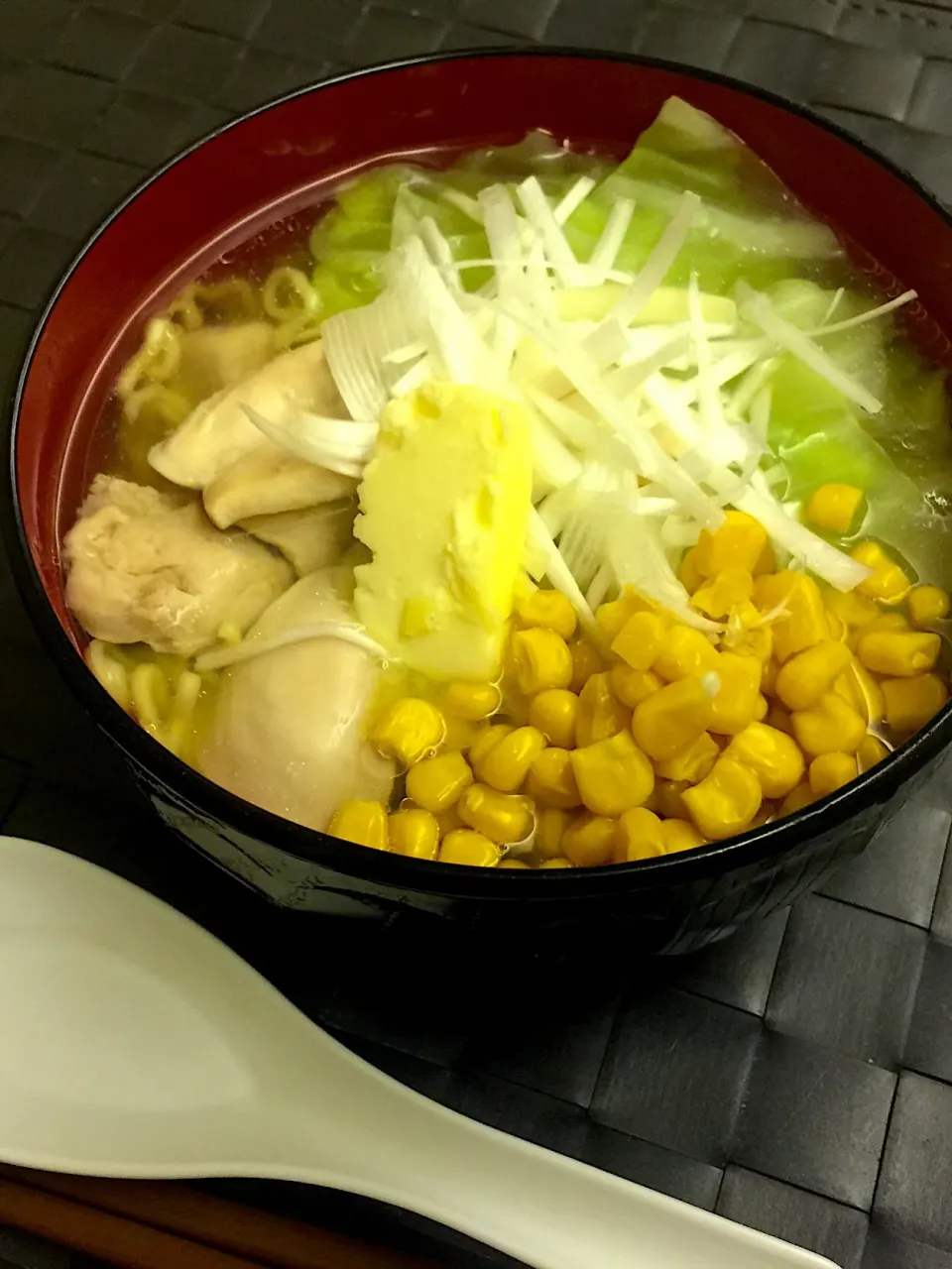 Snapdishの料理写真:いただいた函館あじさい塩ラーメンで🍜|ミイさん