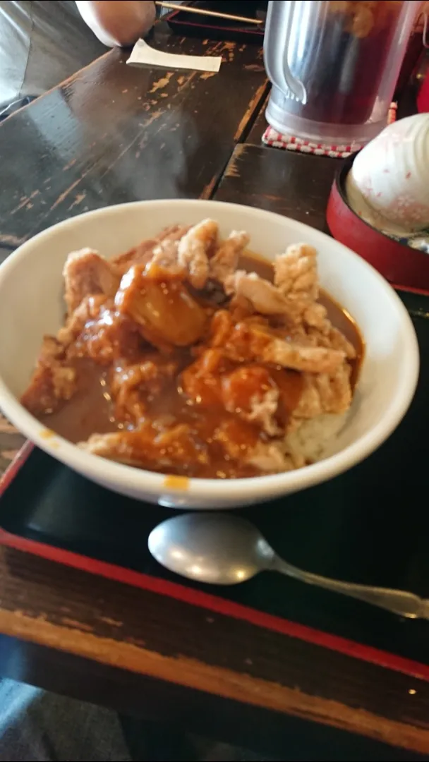 鶴橋「ぶあいそう」の鶏からカレー丼大盛り|たかしさん