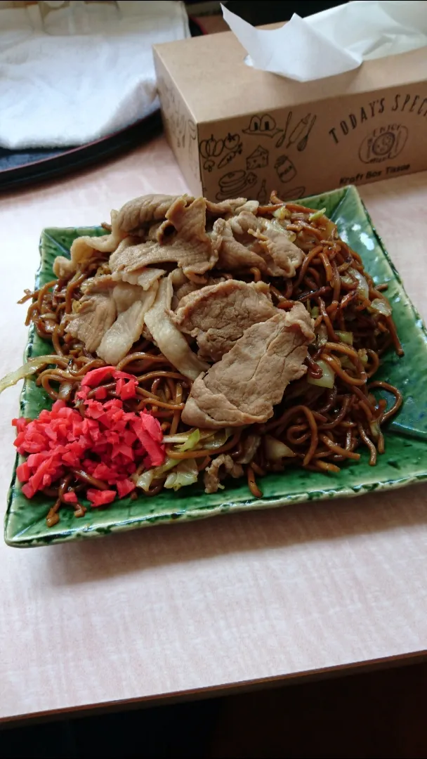 愛知県瀬戸市「瀬戸焼そば八方まねき」の焼きそば|タカシさん