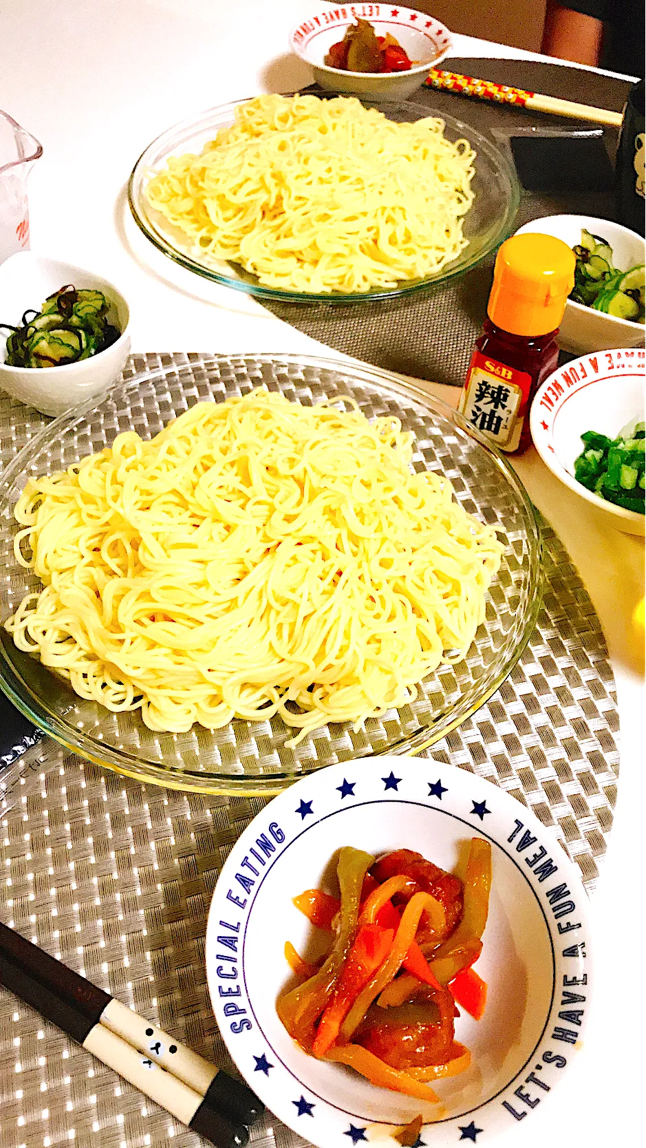 今日の晩御飯😋冷やしつけラーメン🍜なかなかイケる🤩|ゆきさん