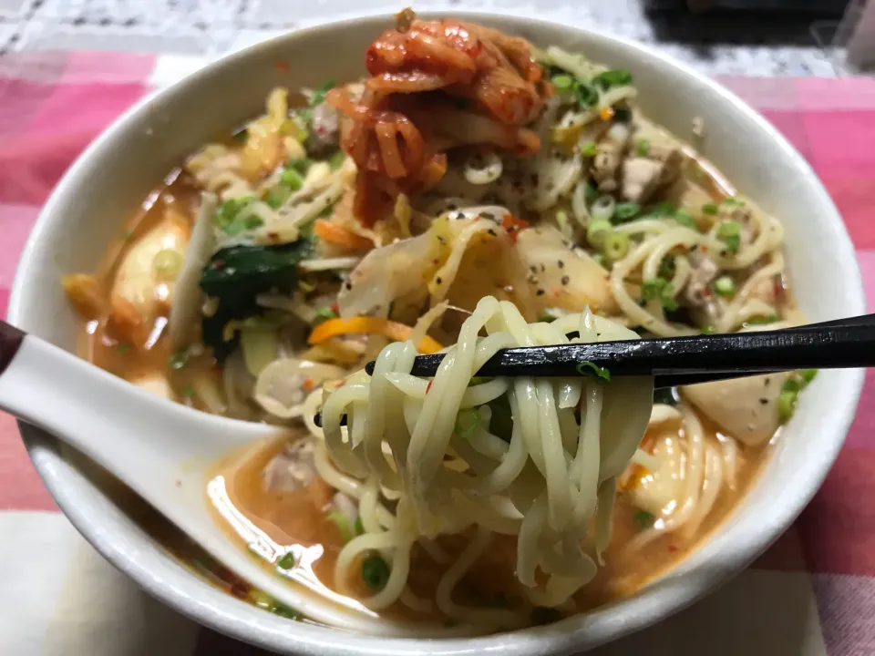 スタミナラーメン(こんにゃく麺)|ハルのただ飯さん