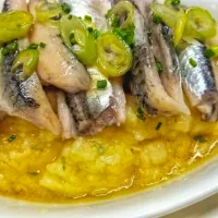 Snapdishの料理写真:Fresh marinated sardines with mashed potato|Lorna Panerさん