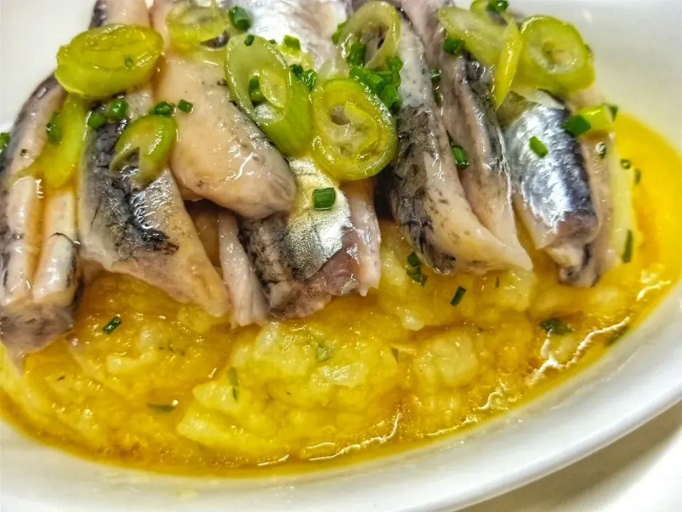 Fresh marinated sardines with mashed potato|Lorna Panerさん