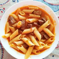 Snapdishの料理写真:Massa guisada com carne de vaca

Macaroni and veal stew|Tânia Marçalさん