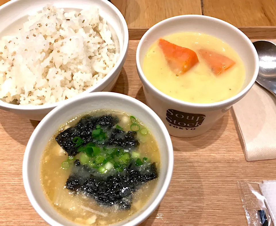 スープストッセット(干し鱈と野菜の白いチゲと北海道産とうもろこしと鶏肉のシチュー)|チカさん