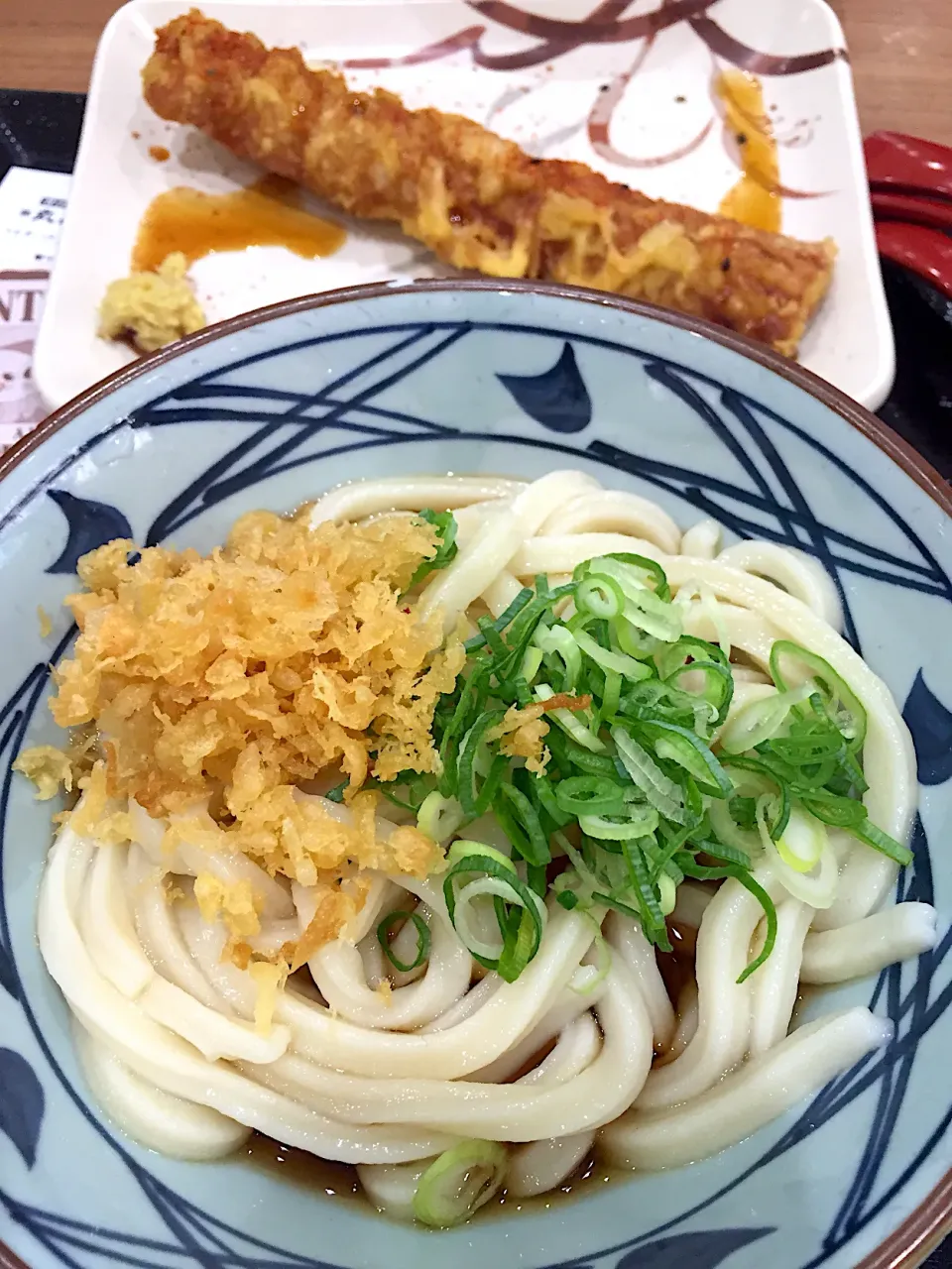 ぶっかけうどん（冷）+ちくわ天@丸亀製麺|Kazuya Miyukiさん