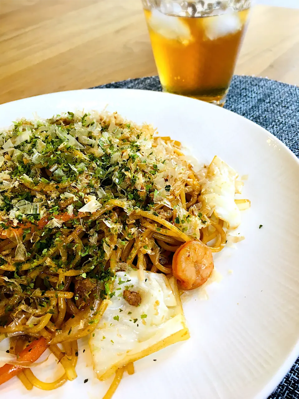 今日のお家で子ども達とランチは                みき.∘♡⃝さんの料理 焼きそパスタ!?ܤ *|ミッチ☆ママさん