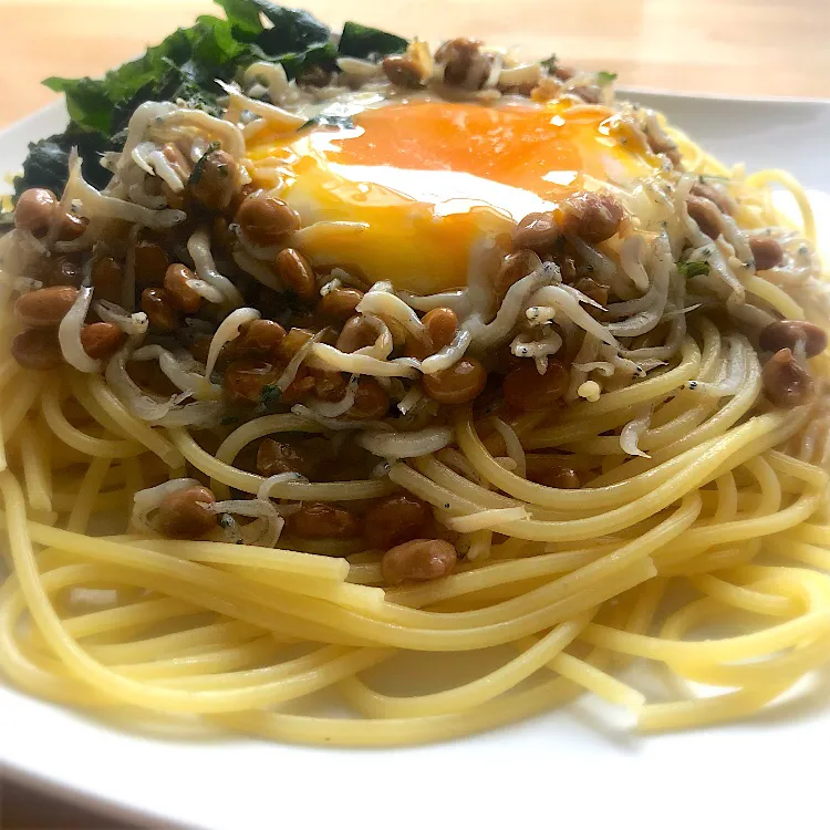 Snapdishの料理写真:しらすと納豆のバター醤油パスタ|❁❁❁さん