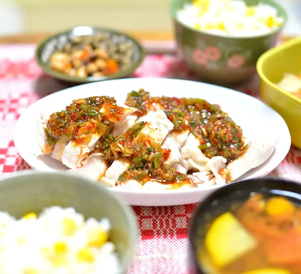 Snapdishの料理写真:とうもろこしごはん🌽と一緒に炊いた鶏むね肉で　
手間なし鶏南蛮🐔✨|さわ太郎さん