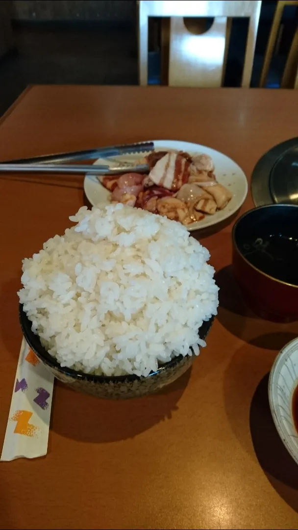 Snapdishの料理写真:JR塚口駅から徒歩で少々「尼崎牧場」の牧場ランチ食べ放題を|タカシさん