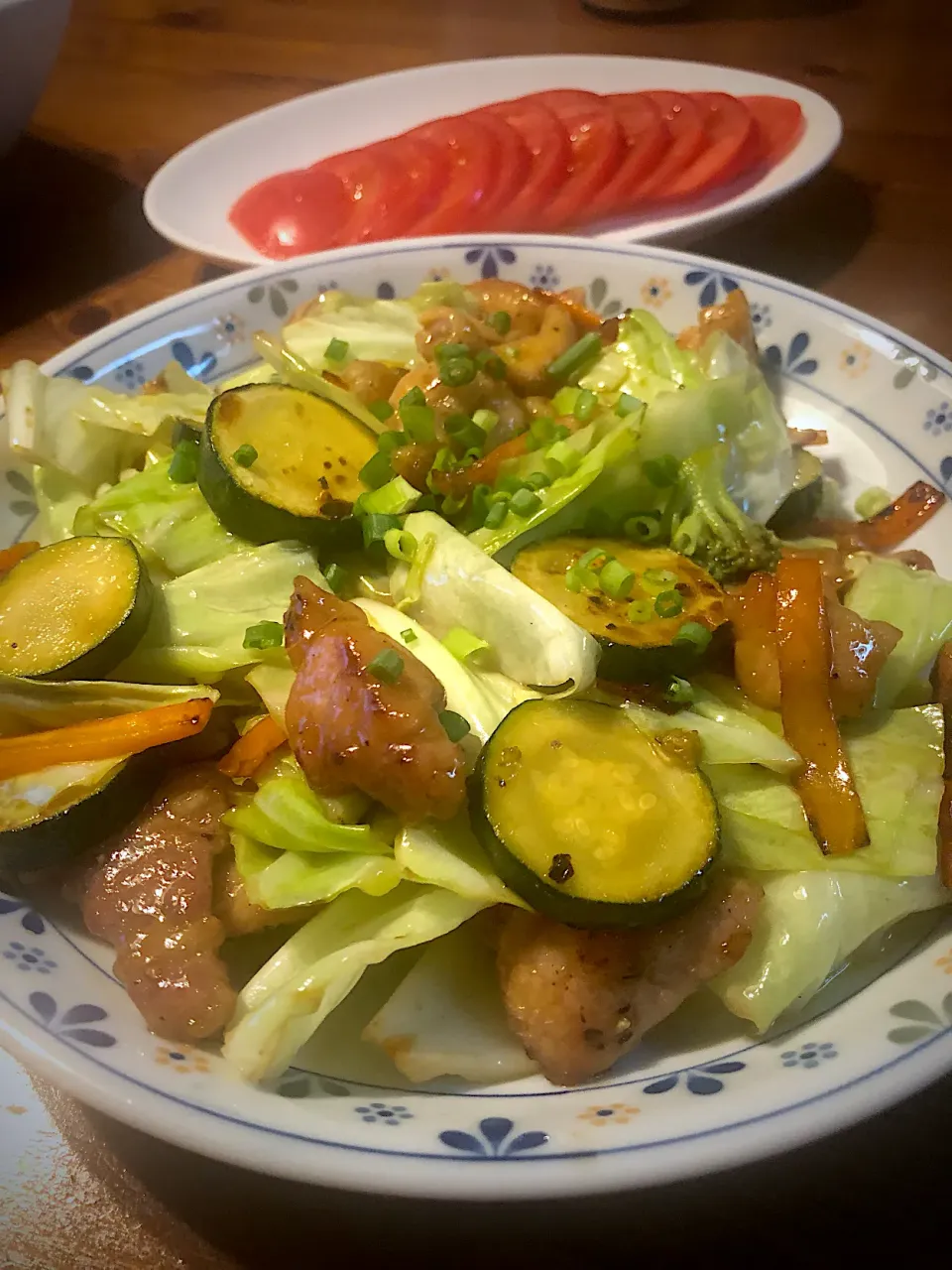 8/24の夕食 あるもので野菜炒め|yoneさん