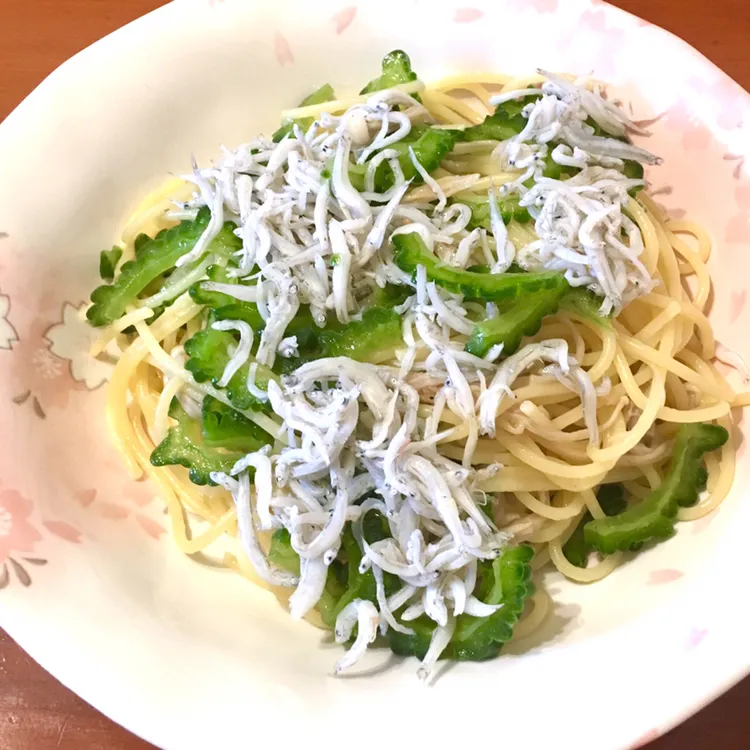 釜揚げしらすとゴーヤのパスタ|Carolineさん