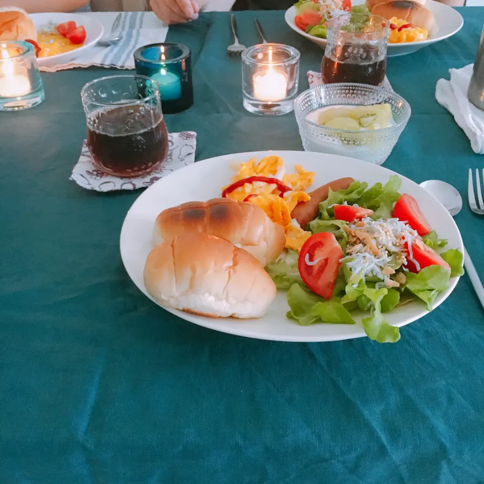 ロールパンを焼いて日曜日の朝ごパン|gintanさん