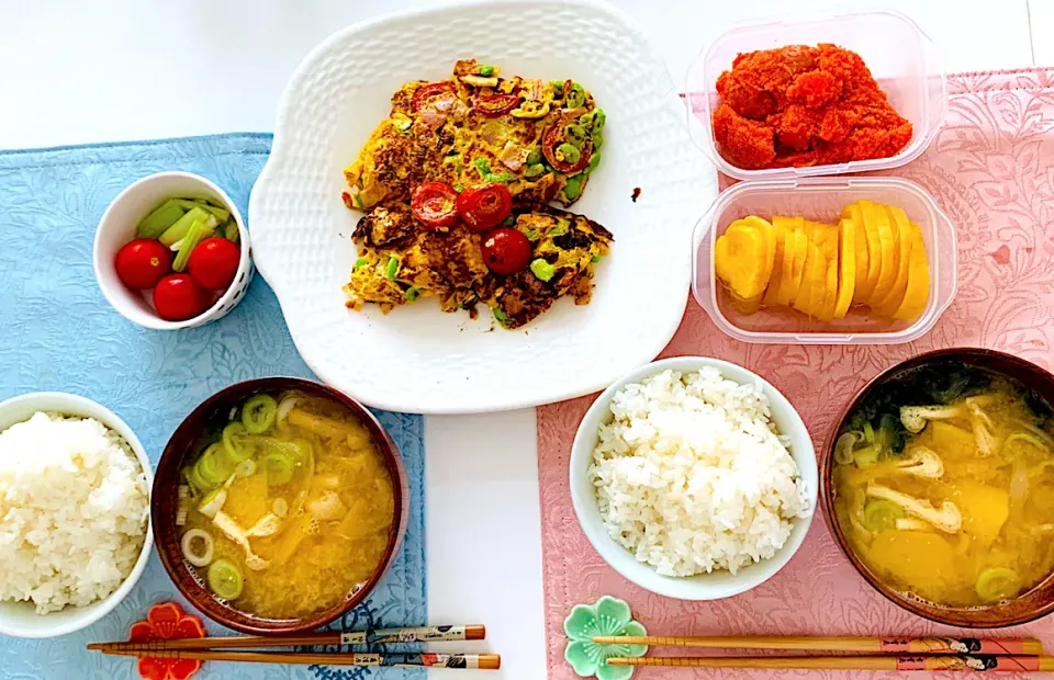 Snapdishの料理写真:8/26 今日の朝ご飯🍚シンプル|mico1217さん