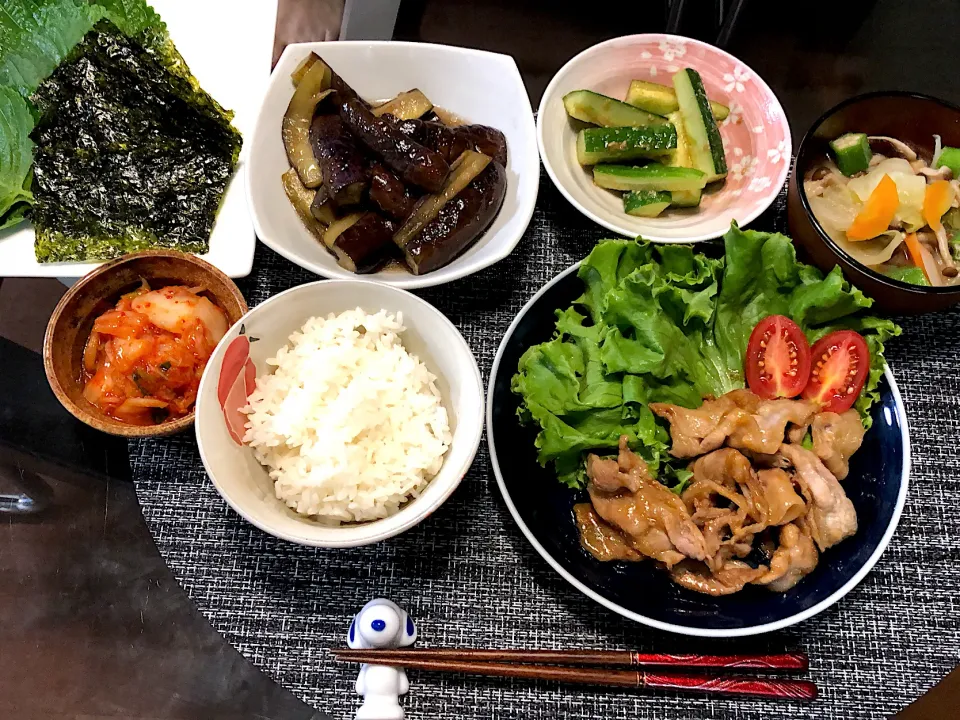 Snapdishの料理写真:晩ご飯♪豚バラ肉の生姜焼き|ぺこぽこさん