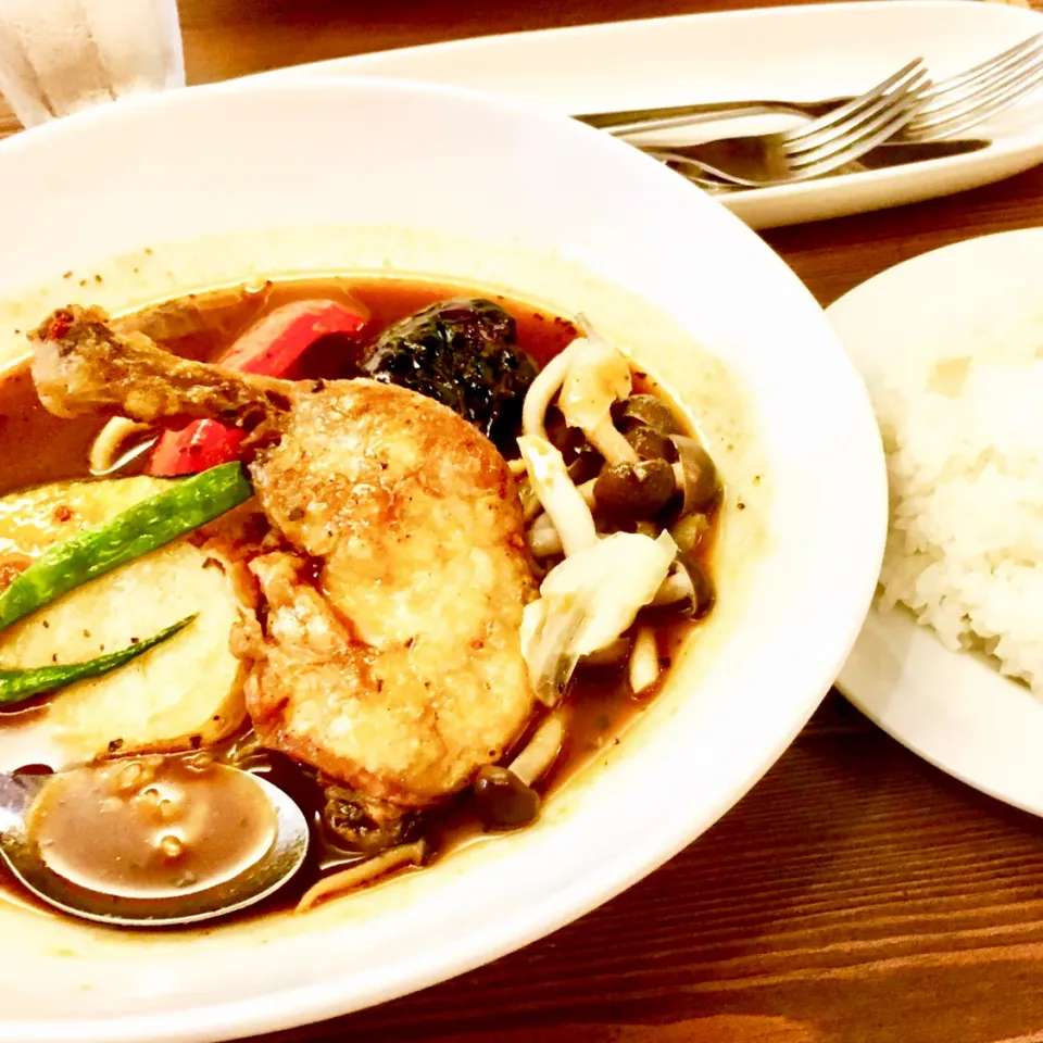 チキン丸ごと、スープカレー👍|ひめちゃんさん