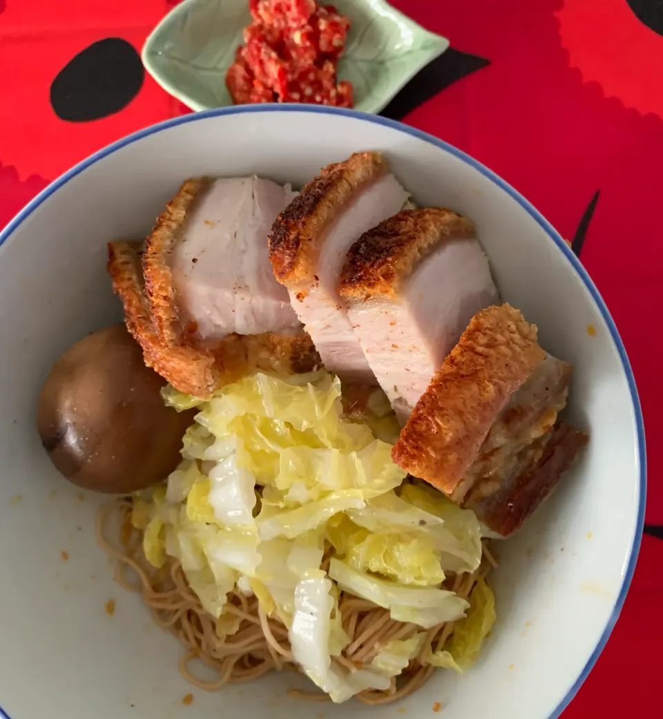 Noodles with braised egg and roast pork|Ong Sor Fernさん