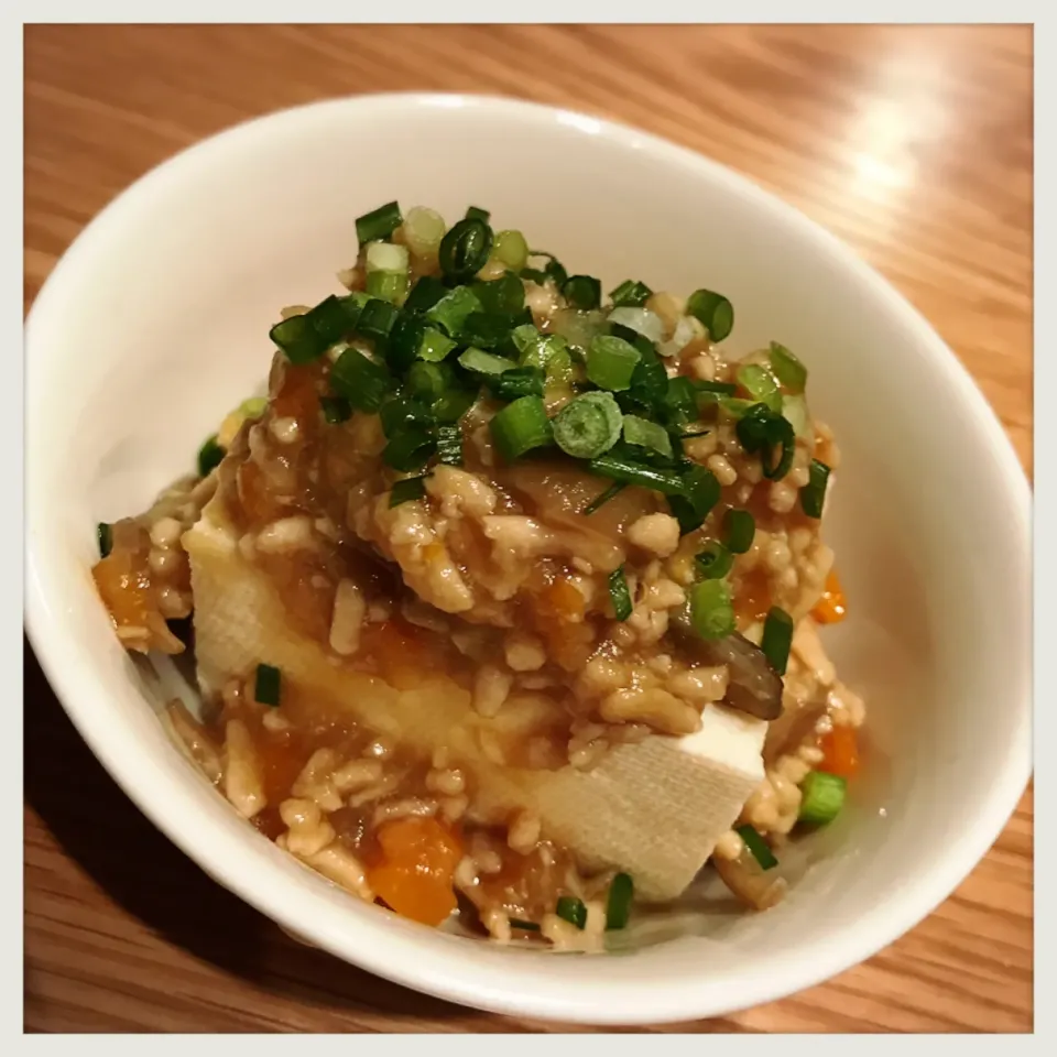 豆腐のそぼろあんかけ。Tofu topped with seasoned ground meat|toyamadaさん