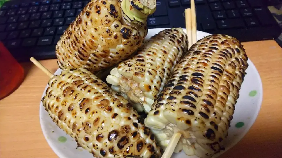 焼きとうもろこし|メグ姉ちゃんさん