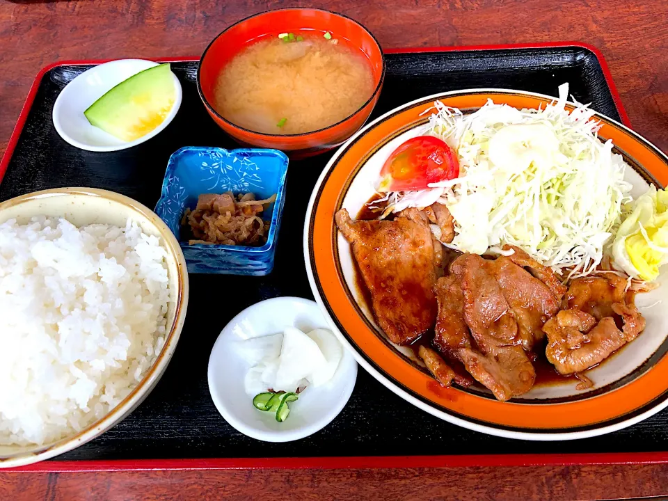 Snapdishの料理写真:しょうが焼き定食|maaさん