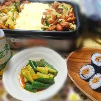 チーズタッカルビ
ピリ辛キュウリ🥒
れんこんのピクルス
納豆巻き🍺|bisenさん