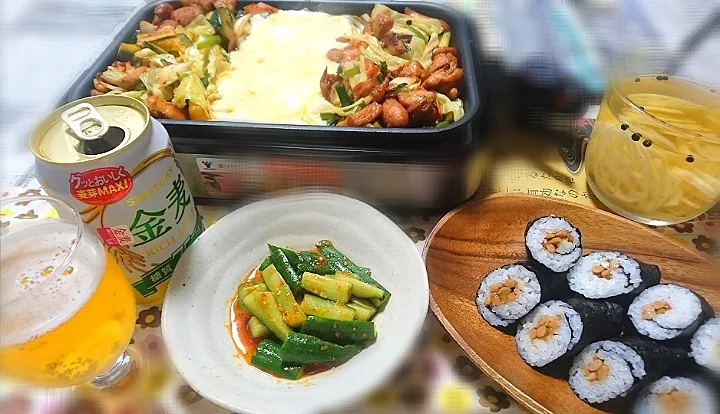 チーズタッカルビ
ピリ辛キュウリ🥒
れんこんのピクルス
納豆巻き🍺|bisenさん