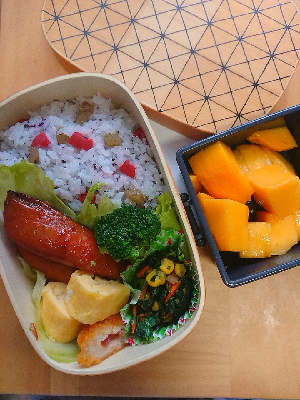 Snapdishの料理写真:息子のお弁当😄さばみりん|ままさん