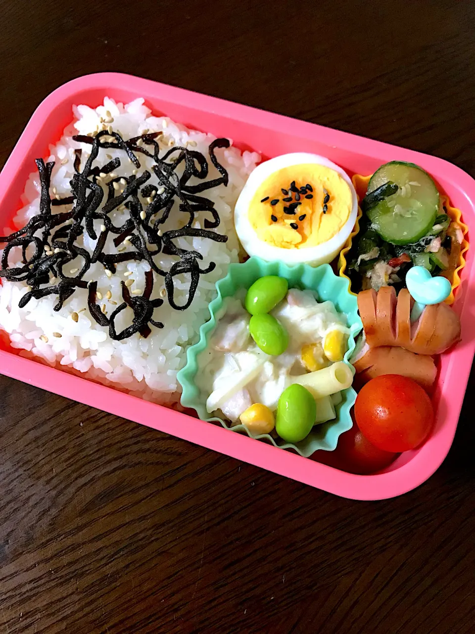 Snapdishの料理写真:マカロニグラタン弁当|kiicoさん