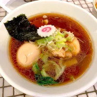 Snapdishの料理写真:ジョニーとリーの東京クラシックラーメン|TonyYamadaさん