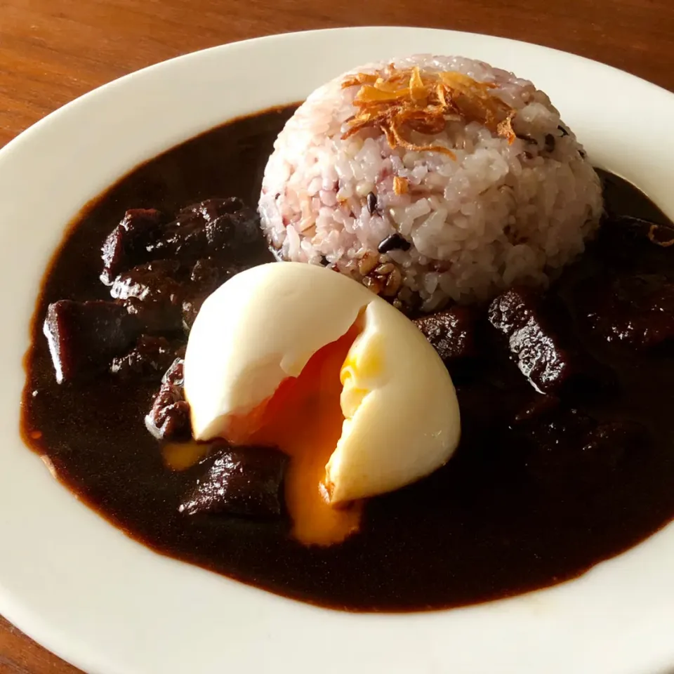 ラホールカレー🍛半熟卵トッピング|マユマユさん