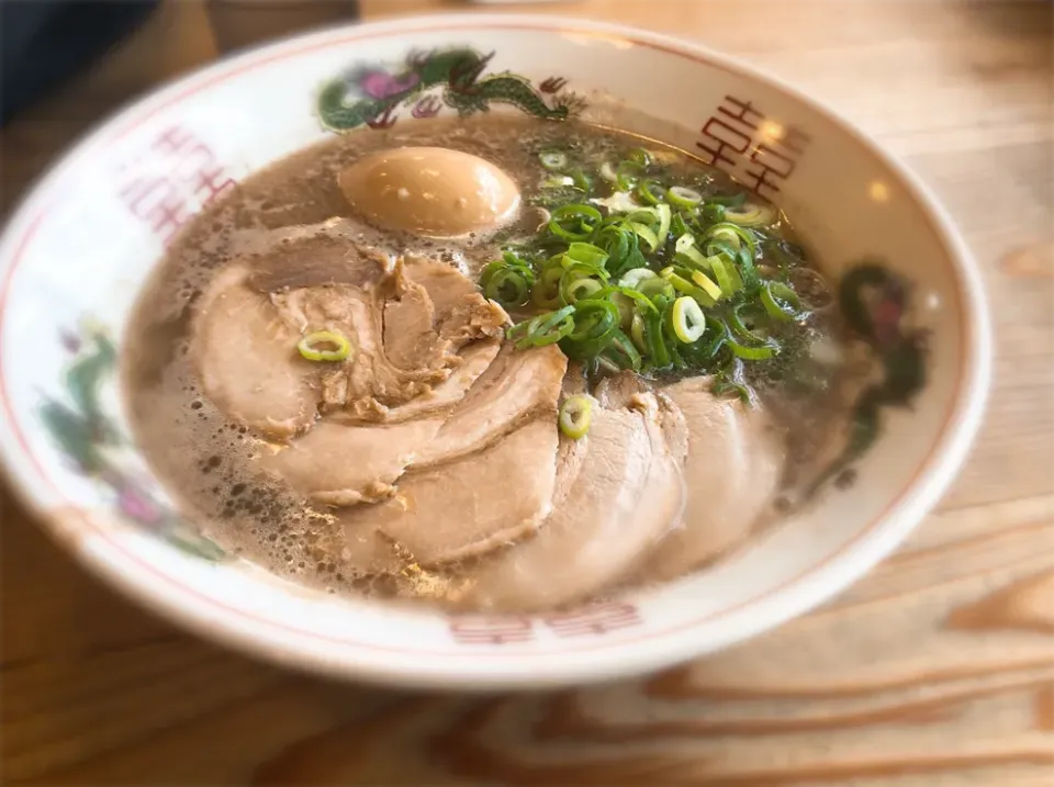 ラーメン|れおさん