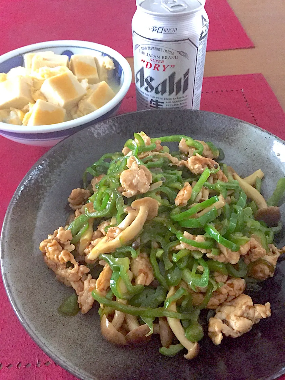 青椒肉絲🍀高野豆腐の玉子とじ🍳|おかちさん