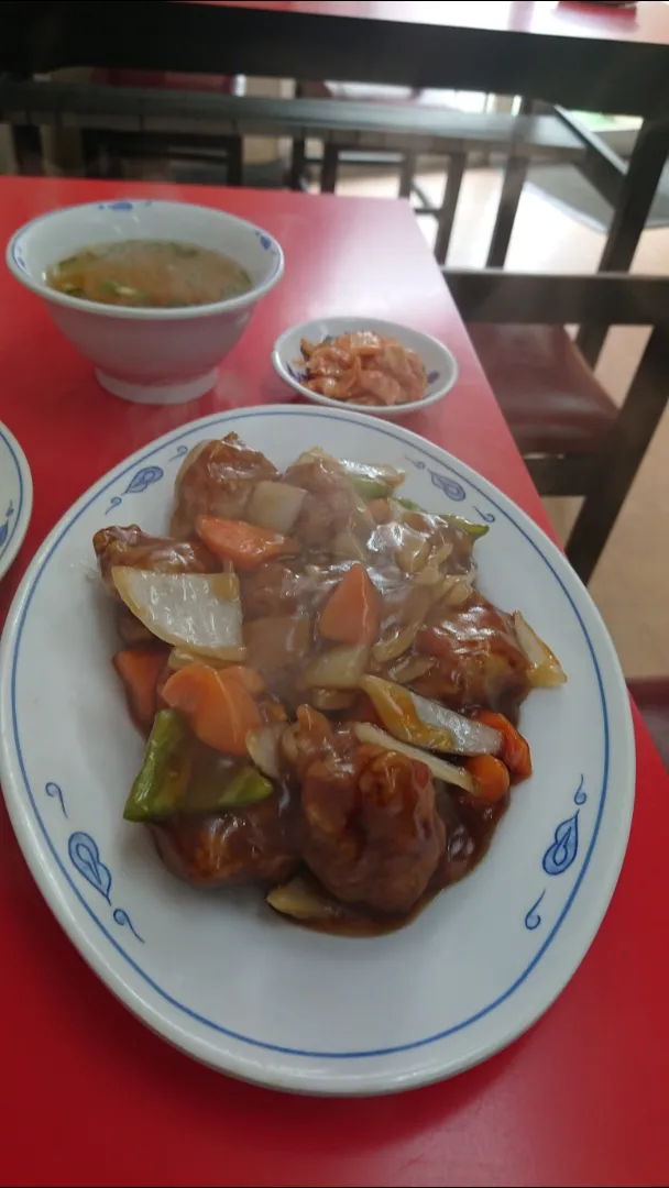 堺市中百舌鳥「豚麺」の酢豚定食|たかしさん