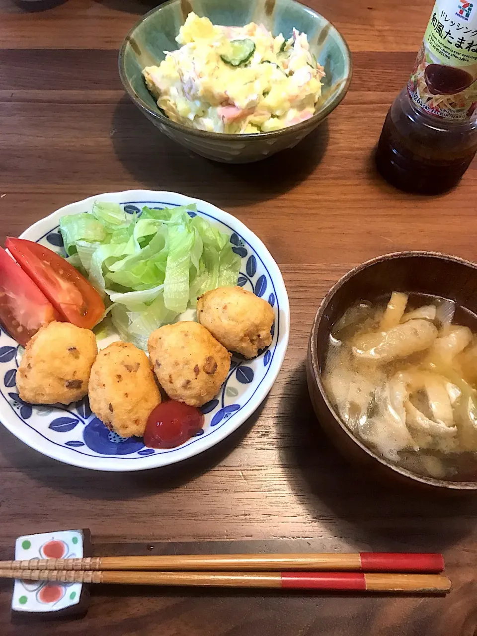 夜ご飯 （焼いたら豆腐ハンバーグ。揚げたらナゲット）|ayaro1004さん