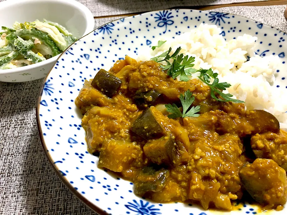 茄子と挽き肉のカレー🍆|くっきいさん