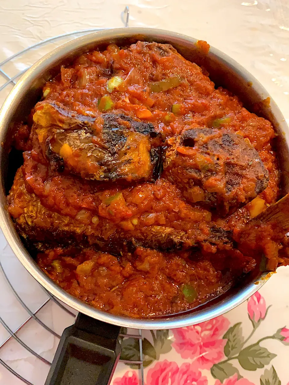 Fried mackerel in spicy tomatoes stew|Chidinma Emmanuelさん