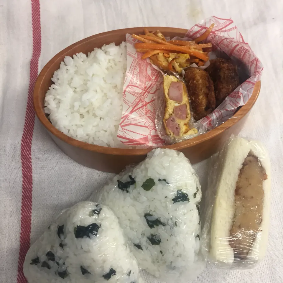 Snapdishの料理写真:男子高校生弁当No.681・今日も感謝弁当|mickyさん