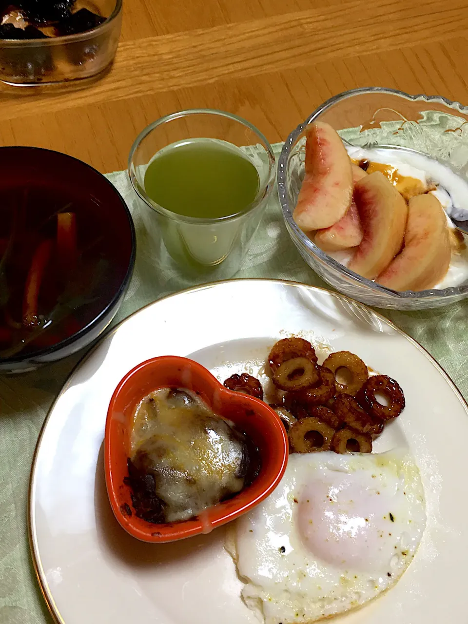 シチューとちくわの甘辛煮|ひろりんさん