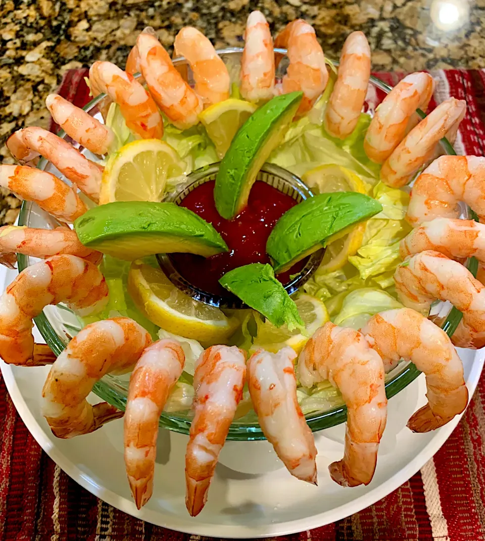 Snapdishの料理写真:Shrimp 🍤 Cocktails|Alma's Home Kitchenさん