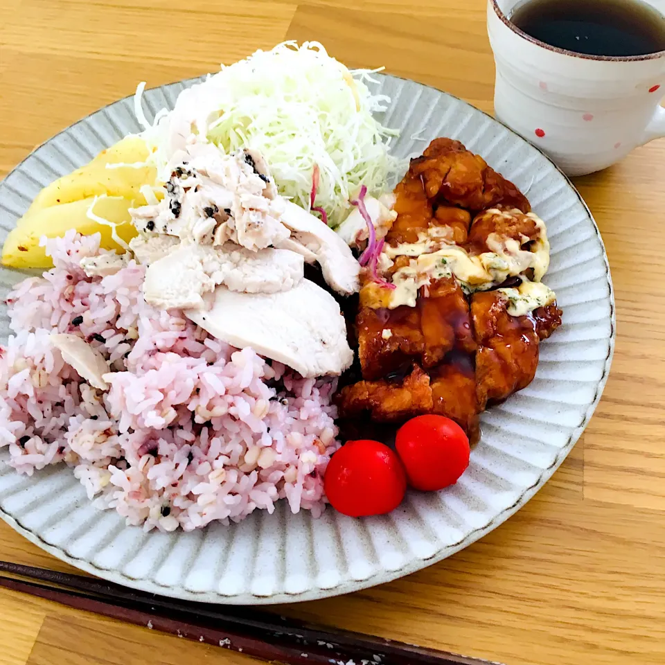 チキン南蛮でお昼ご飯|りりさん