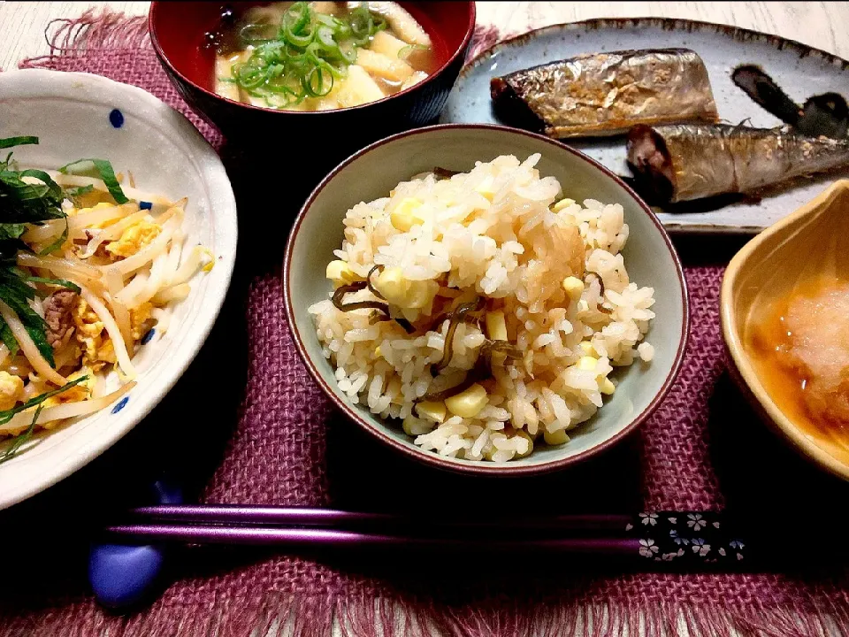 とうもろこしと塩昆布の炊き込みご飯|真希さん