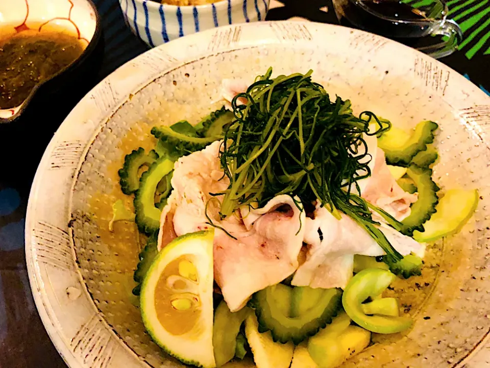 Snapdishの料理写真:夏野菜たっぷり冷しゃぶサラダ|ゆいさん